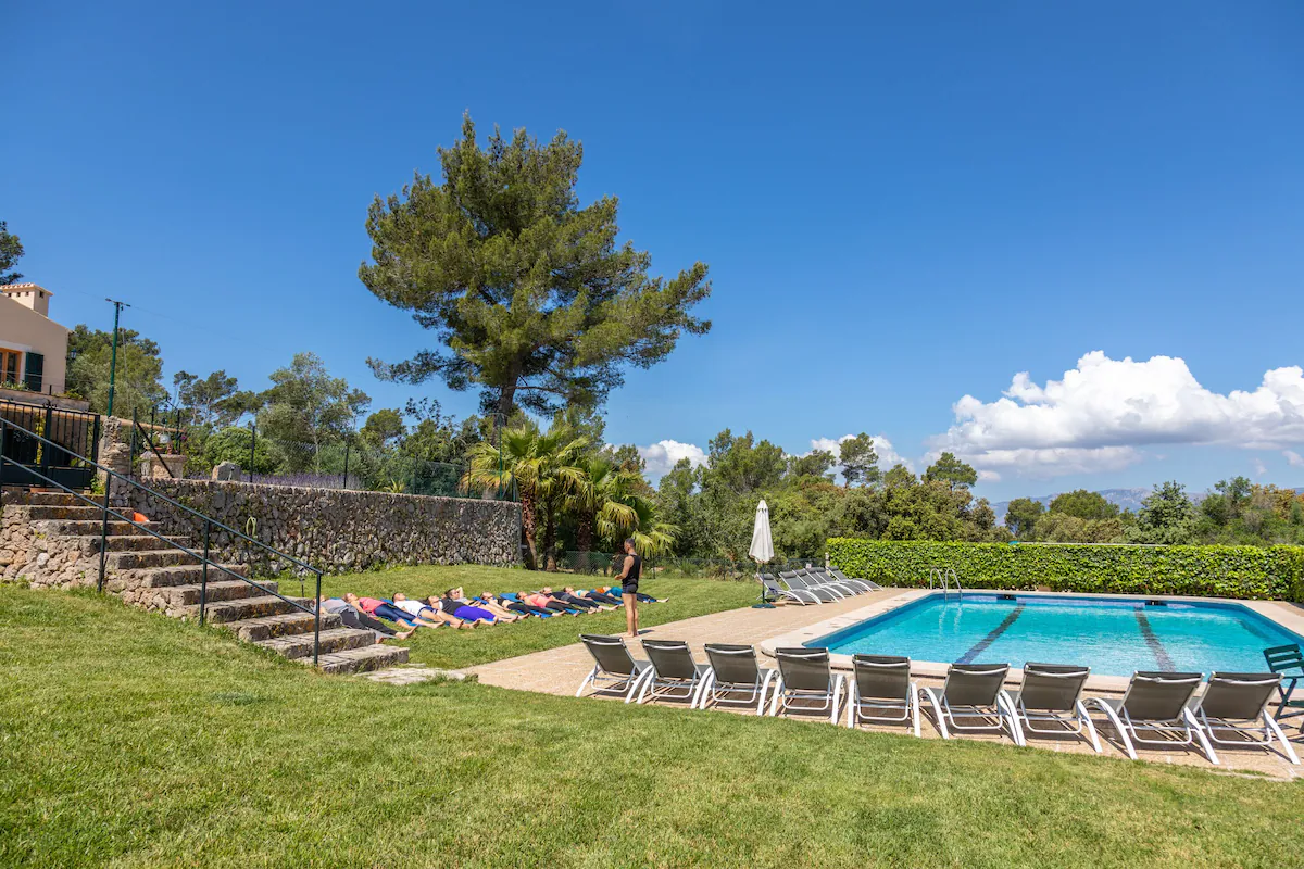 35_ Piscina